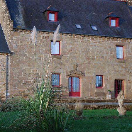 Au Domaine De Rimou Villa Eksteriør billede