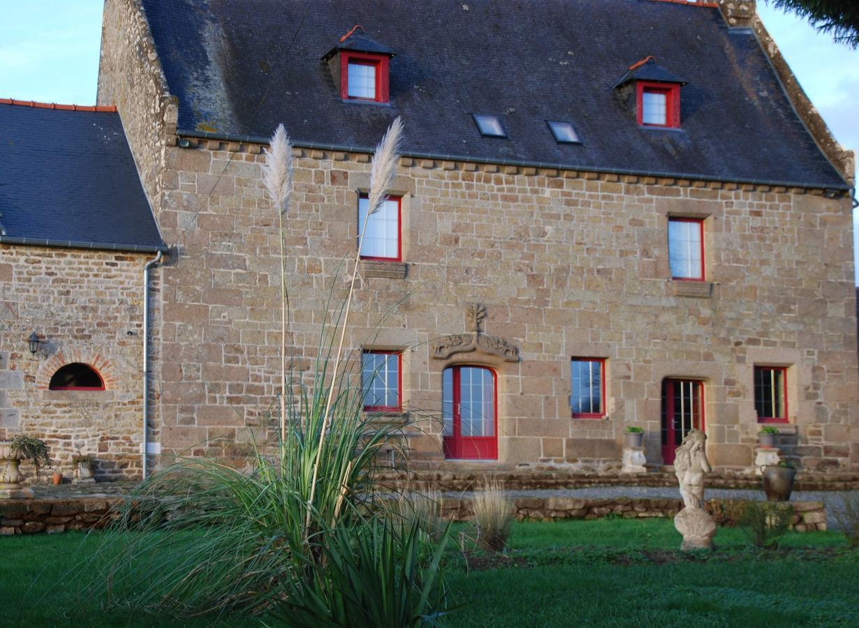 Au Domaine De Rimou Villa Eksteriør billede