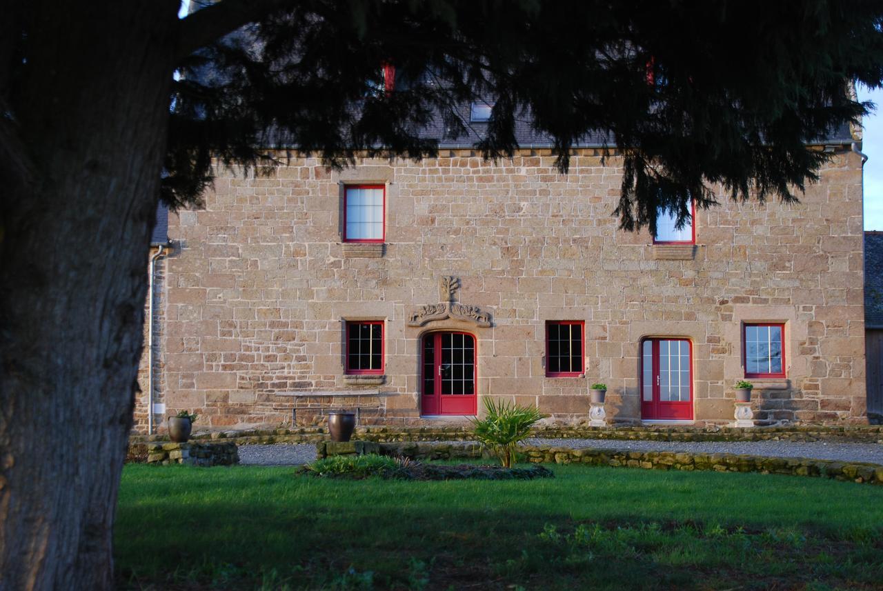 Au Domaine De Rimou Villa Eksteriør billede