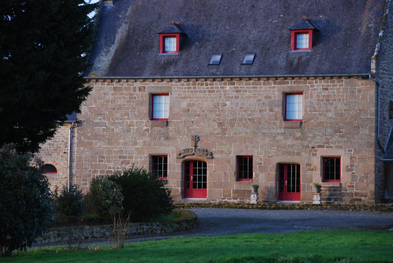 Au Domaine De Rimou Villa Eksteriør billede